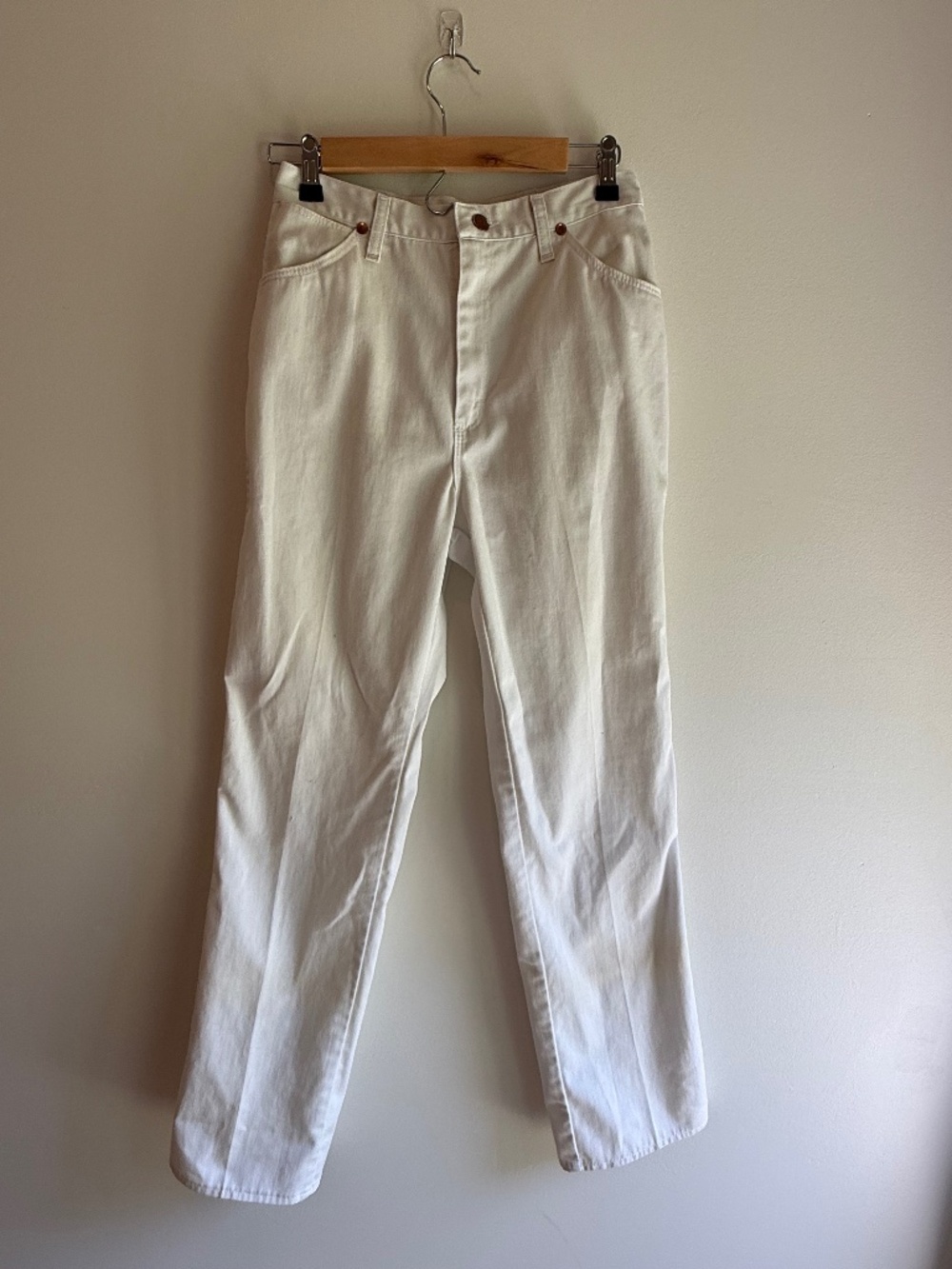 Vintage Wrangler 1980-90s White Straight Leg Jean | Size 26/27